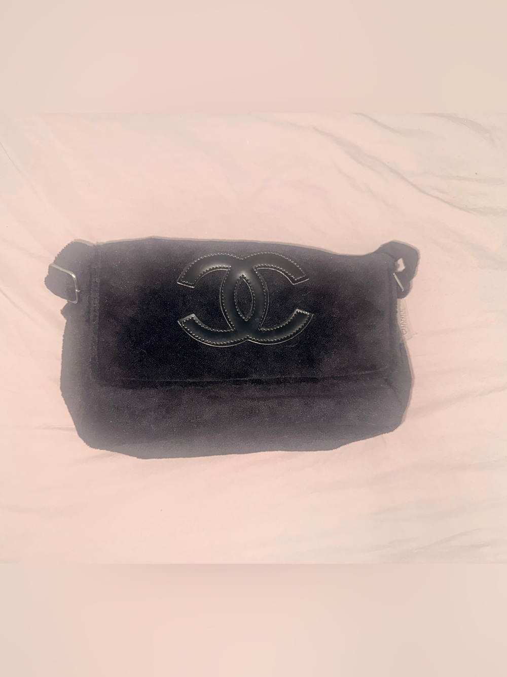 Beauté Black Plush Crossbody Bag GWP